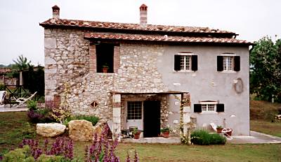l'agriturismo Torre nel casale San Leonardo a 200 metri dalle Terme di Saturnia in Toscana